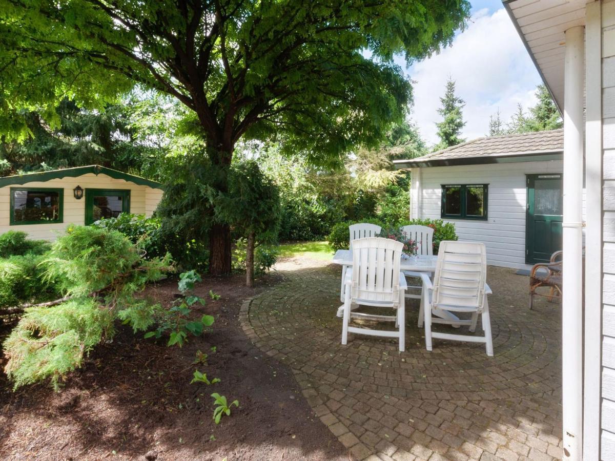 Tasteful Chalet Near Ommen For Family Stegeren Exterior photo